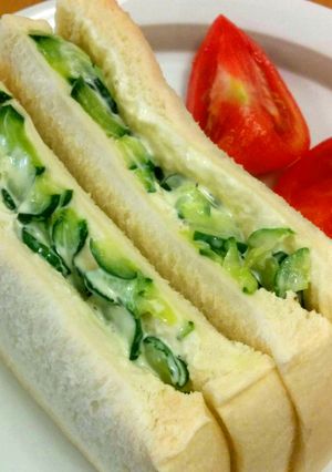 Foto resep Sandwich Mentimun untuk bekal piknik