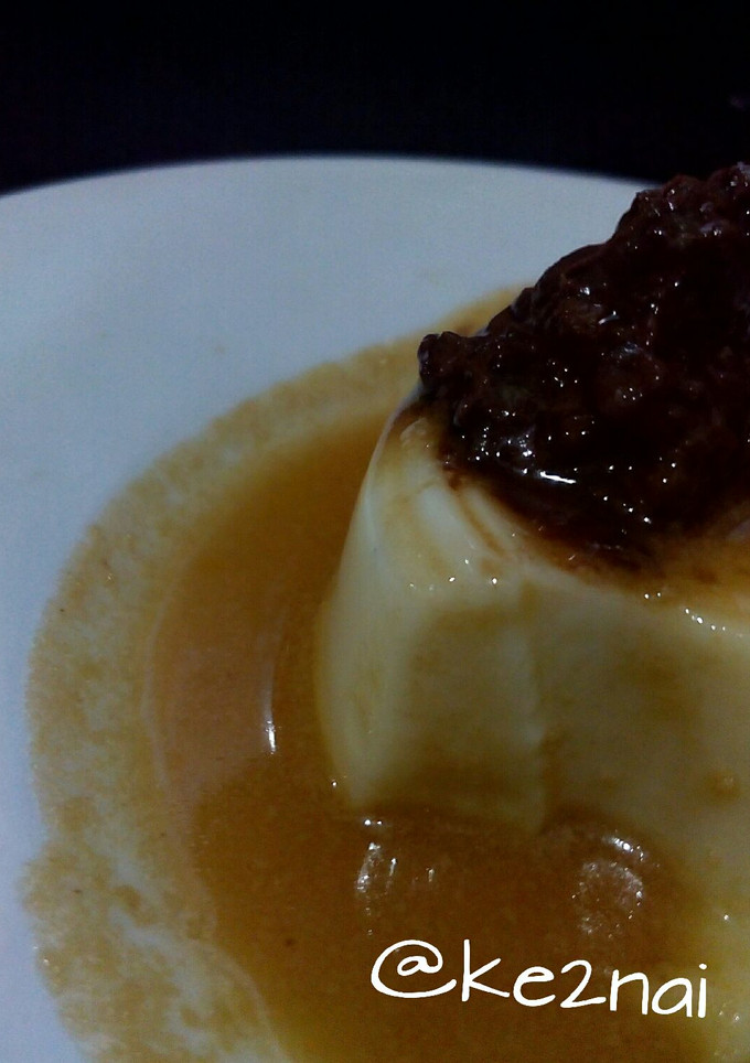 Foto resep milk pudding with palm sugar sauce and chocolate