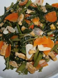 Foto resep Kangkung Tumis Wortel & Tempe