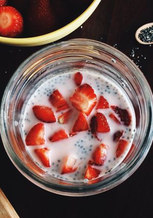 Foto resep Chia Yogurt Stroberi