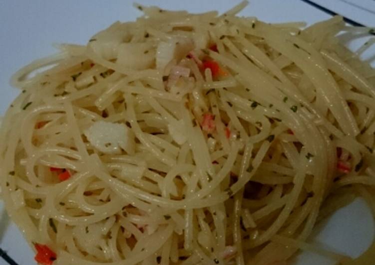 Resep Spaghetti aglio olio crab stick yang Menggugah Selera