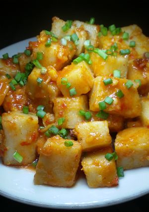 Foto resep TURNIP CAKE WITH SIMPLE SAUCE