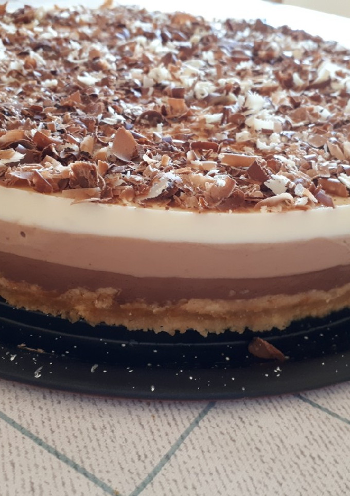 Una foto de Tarta 3 chocolates