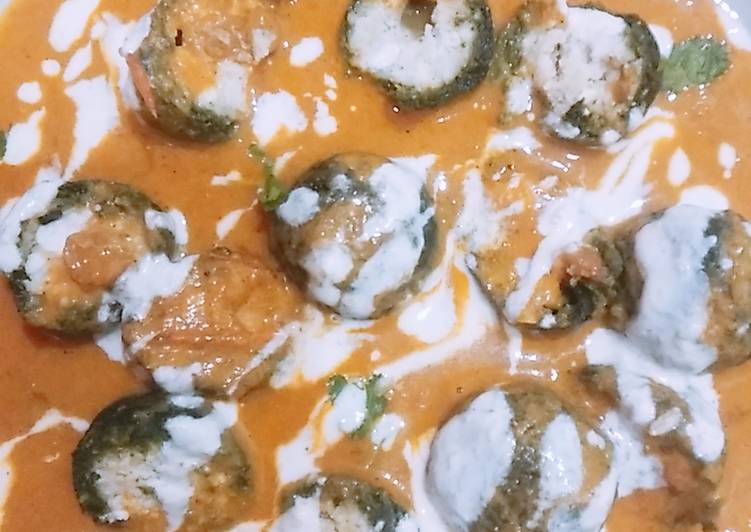 Recipe of Speedy Palak koftas curry