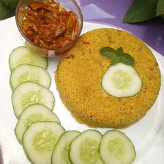 A picture of Fried couscous with cabbage sauce.