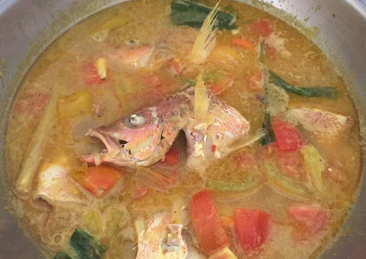 Proses Membuat Ikan Kuah Asam (Ikan Palumara) yang Enak Banget