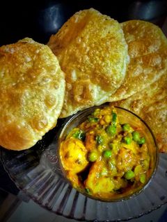 মটরশুঁটির কচুরি (matarshutir kachuri recipe in Bengali) রেসিপির প্রধান ছবি