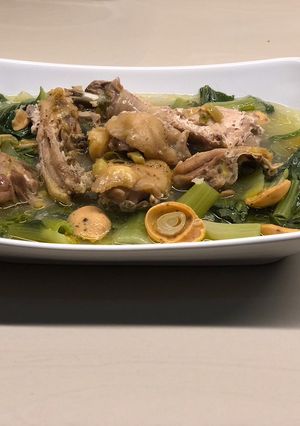 Foto resep Tim ayam kampung dan pok coy (sawi daging)
