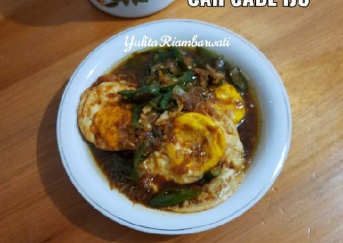 Wajib coba! Cara praktis membuat 210. Mata Sapi Cah Cabe Ijo  menggugah selera