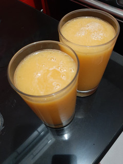 Una foto de Jugo de papaya con plátano