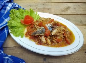 Foto resep Pindang masak tomat ala sardine 