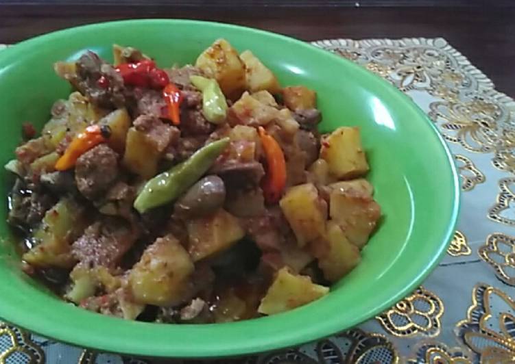 Sambal Goreng Kentang-Hati Ayam