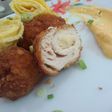 CHICKEN RITZ (Ayam isi Keju) - Chicken Cordon Bleu dengan foto langkah
