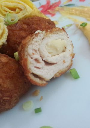 Foto resep CHICKEN RITZ (Ayam isi Keju) - Chicken Cordon Bleu dengan foto langkah