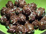 bola-bola coklat