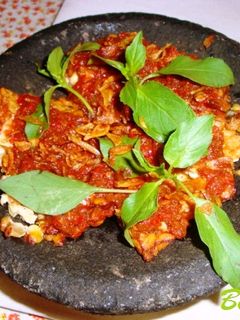 Foto resep Tempe Penyet Tabur Daun Kemangi