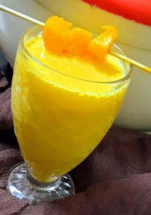 A picture of Mango shake.
