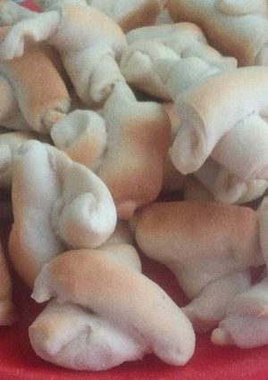 Una foto de Cuernitos de grasa y queso💕💓para Compartir