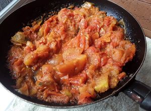 Una foto de Tomates confitados a mi manera🍅!