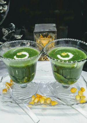 A picture of Spinach corn soup.