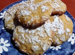 Una foto de Galletas de Naranja (Orange Crincle Cookies)