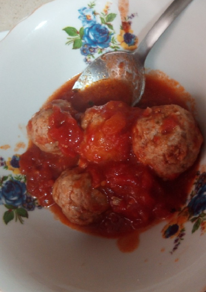 Una foto de Albóndigas con salsa de tomate