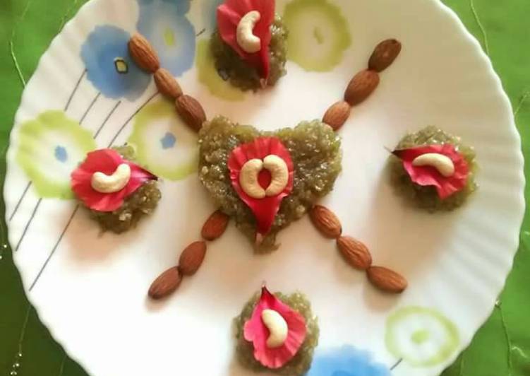 Steps to Make Favorite Lauki ka Halwa
