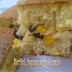 A picture of Martabak Bolu (MarBol) jagung keju kismis.