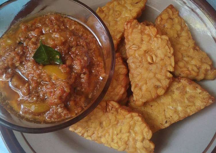 Tempe Ungkep Sambal Terasi