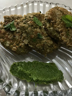 સુરણ ની ટીક્કી(Suran Tikki Recipe in Gujarati) રેસીપી મુખ્ય ફોટો