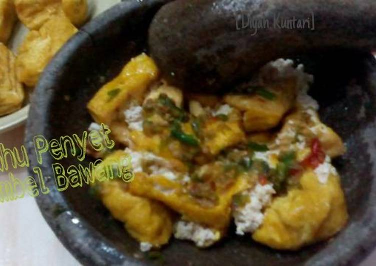 Langkah Mudah untuk Membuat Tahu Penyet Sambel Bawang yang Lezat Sekali