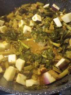 A picture of Turnip and Greens.