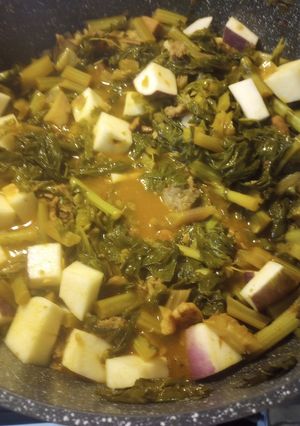 A picture of Turnip and Greens.