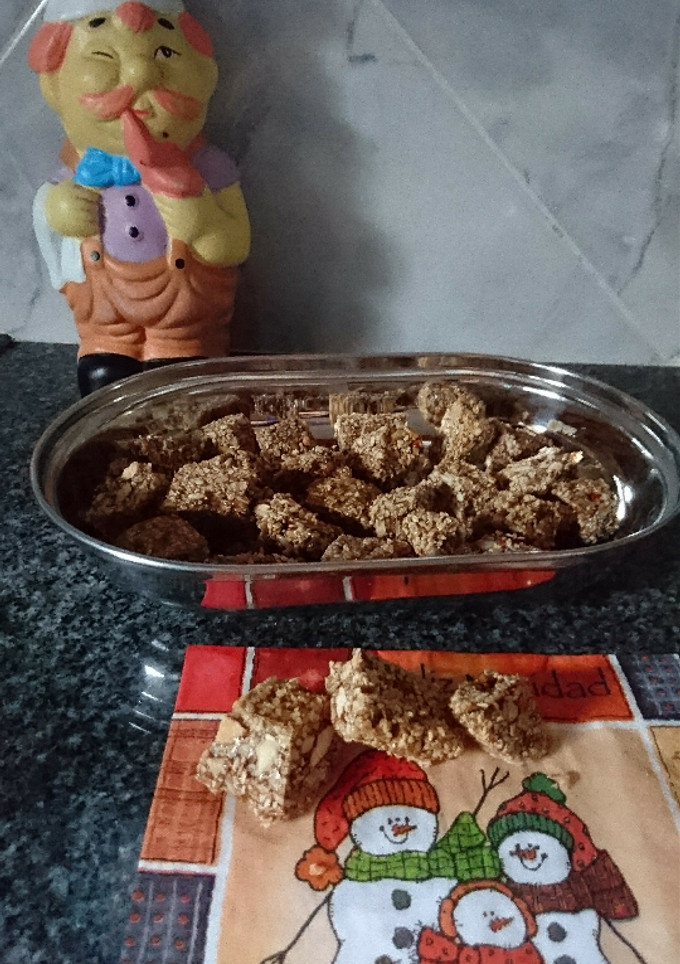 Una foto de Turrón crocante de semillas y almendra🎄