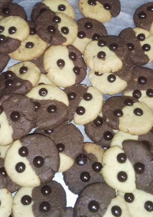 Foto resep Duo Chocochip Cookies Renyah dan Gurih