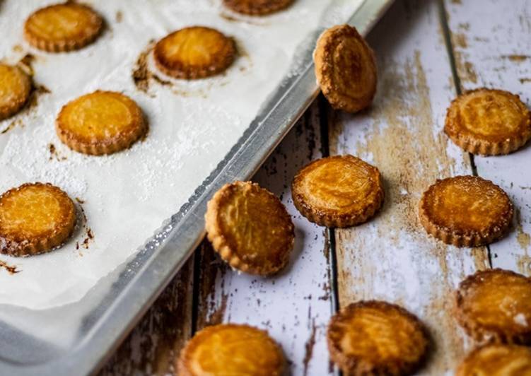 La façon simple de faire des recettes Galettes à la Saint-Michel à la maison