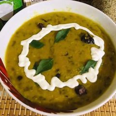 Desi style mongi (kichari)ki daal A picture of Desi style mongi (kichari)ki daal.