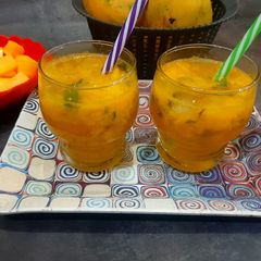 A picture of Mango mojito.