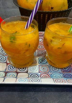 A picture of Mango mojito.
