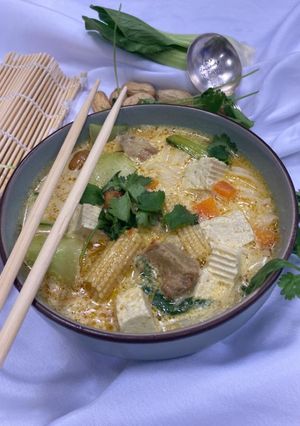 Une photo de Soupe à l’asiatique vegan