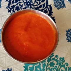A picture of Red chili sauce.