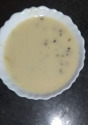 ગુજરાતી કઢી(kadhi recipe in gujarati) રેસીપી મુખ્ય ફોટો