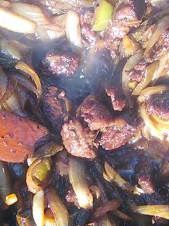 صورة لوصفة صاجية لحمة على الفحم