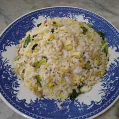Nasi goreng kencur রেসিপির প্রধান ছবি
