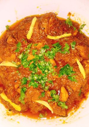 A picture of Boneless chicken karahi.