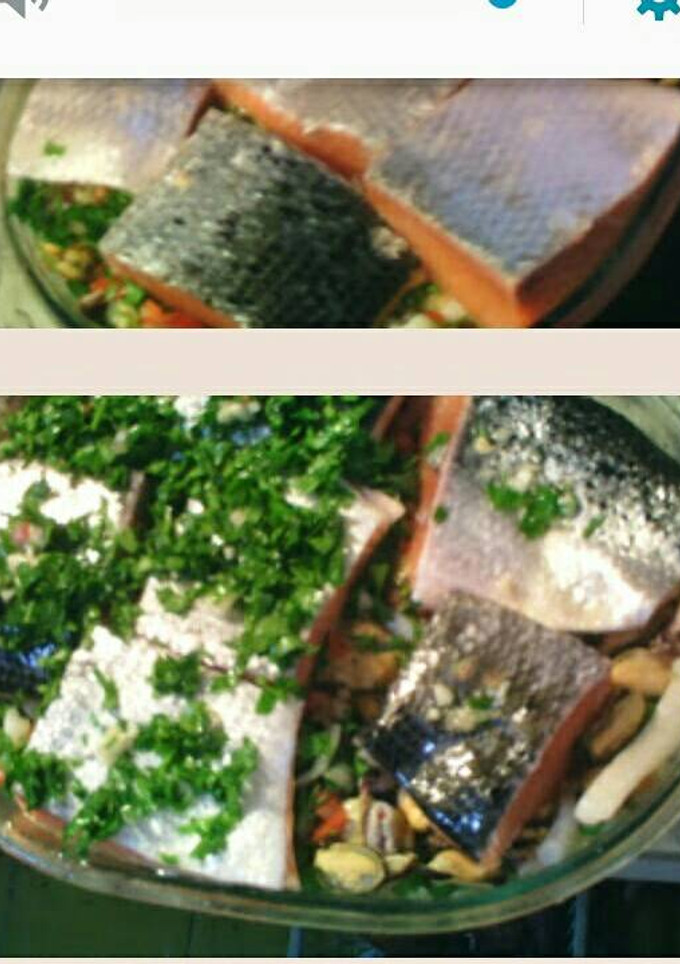 Una foto de Salmón con papas