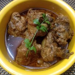 A picture of Chicken handi.