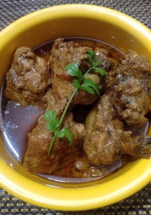 A picture of Chicken handi.