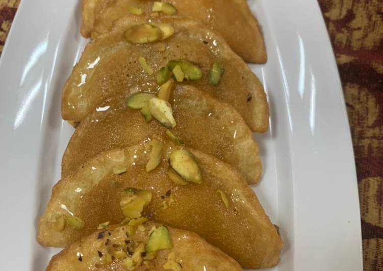 قطايف بالجبن