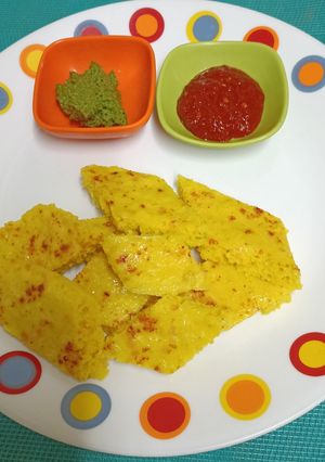 A picture of Live Dhokla (Using Home-Made Premix).
